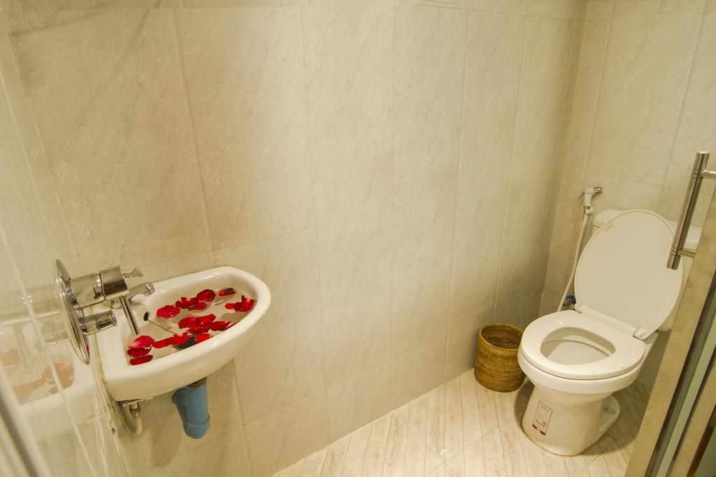 Shwe Htee Guest House Yangon Exterior photo