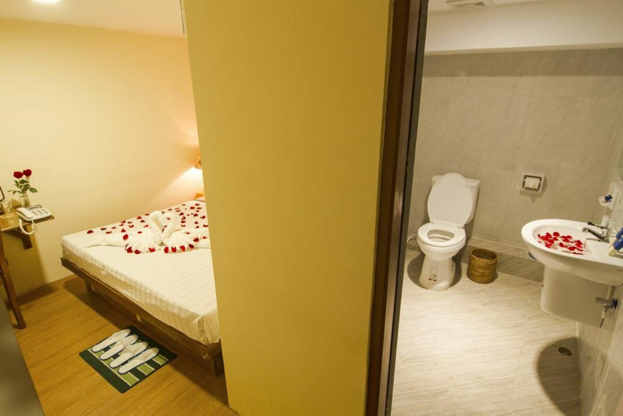 Shwe Htee Guest House Yangon Exterior photo